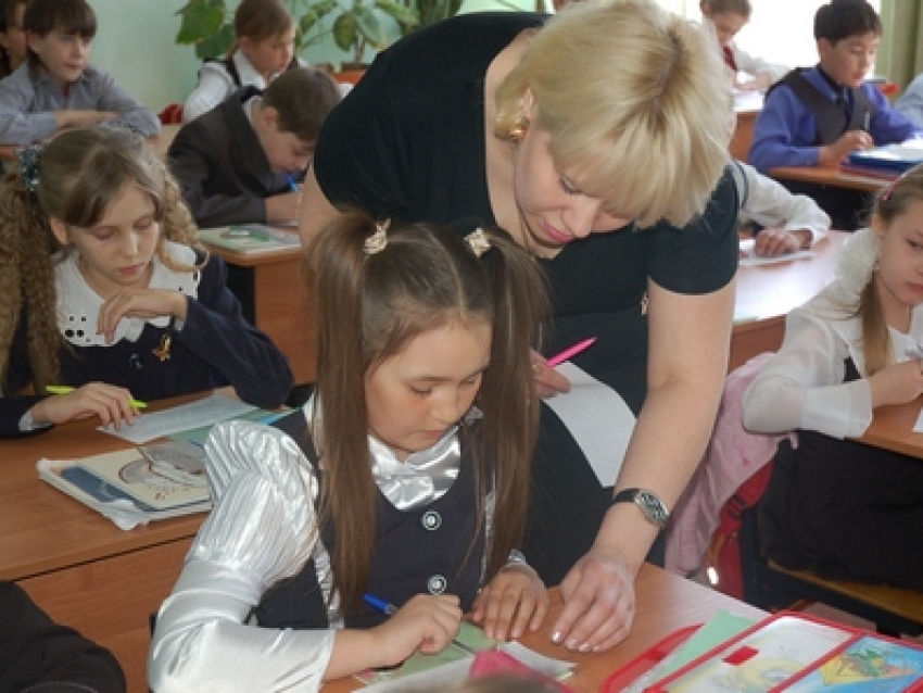 Забайкальские педагоги приглашаются для участия во Всероссийском конкурсе «Воспитать человека»